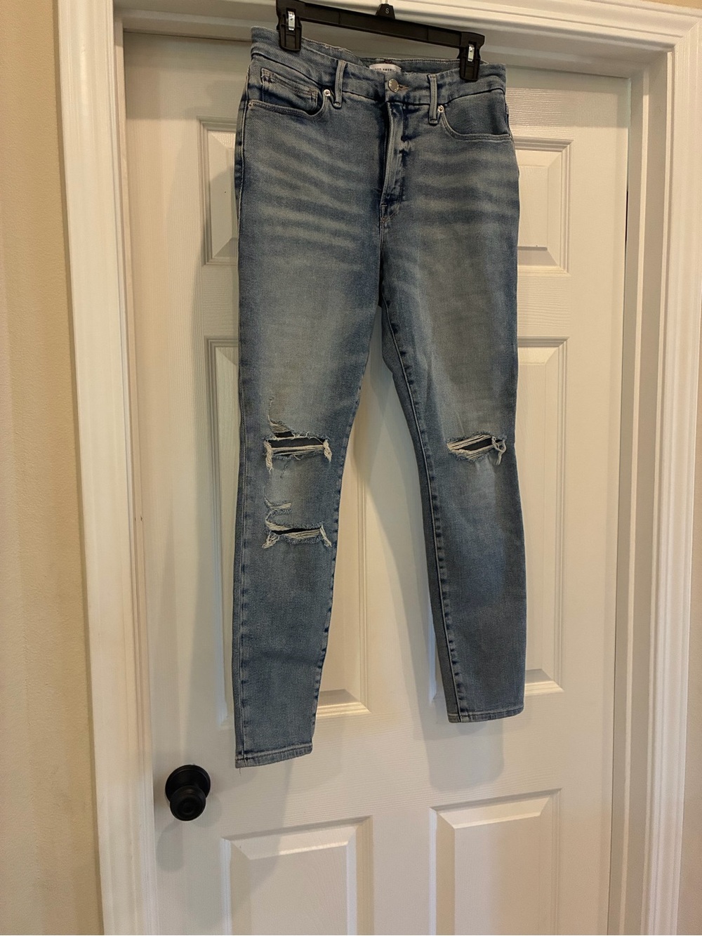Good American Good Legs Crop Distressed Jeans INDIGO094 – 10/30